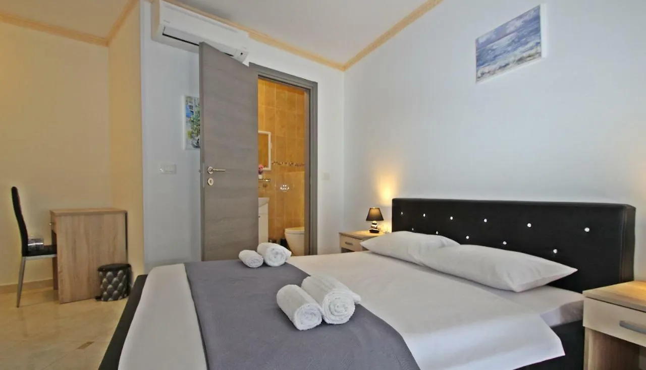Rooms Amanda Porec Croatia